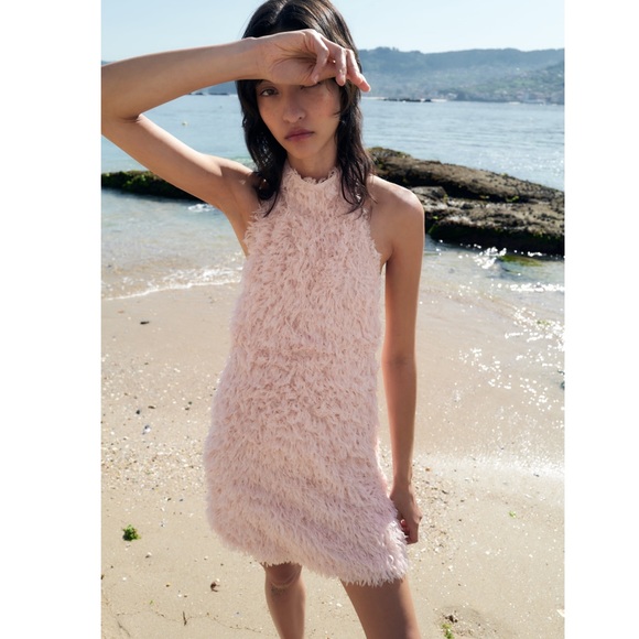 Zara FEATHERY KNIT HALTER DRESS - Picture 13 of 16